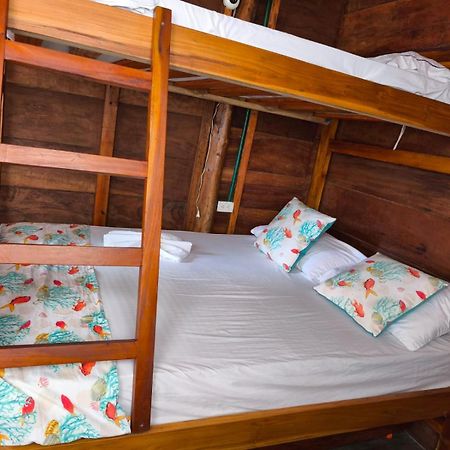 Hostal Velero Relax Guachaca Εξωτερικό φωτογραφία